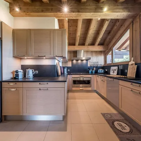 1850: Ski-in/ski-out, 3 Chambres, Wi-fi, Parking - Fr-1-631-235 *